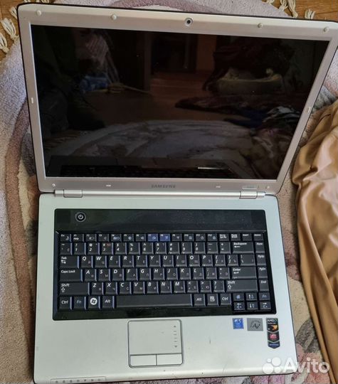 Ноутбук samsung np-R503 H