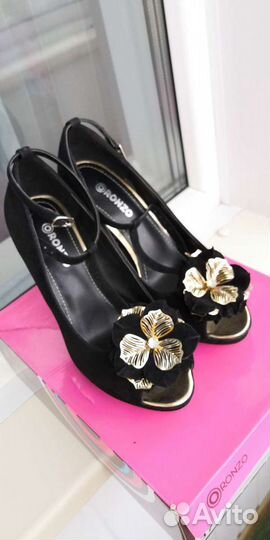 Туфли женские