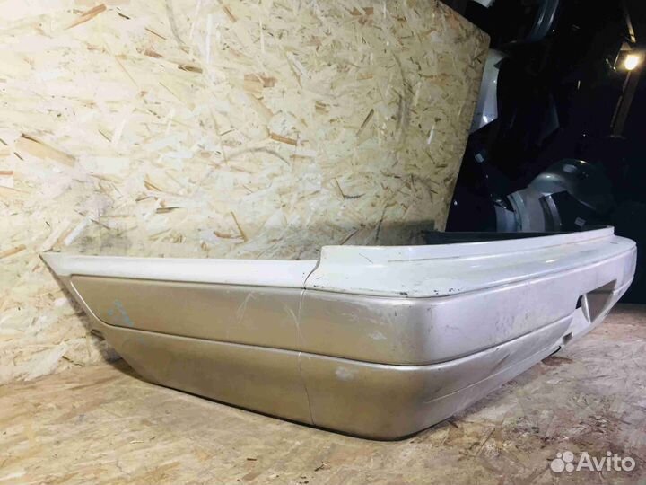 Бампер задний Nissan Laurel C33 Серый/Белыйцарапин