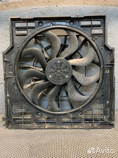 Вентилятор радиатора Bmw X7 G07 M-pack B57D30 2020