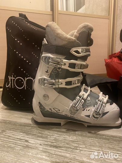 Горнолыжные ботинки