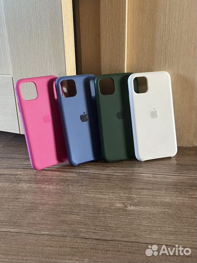 Чехол на iPhone 11