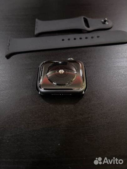 Часы apple watch se 44 mm 2022