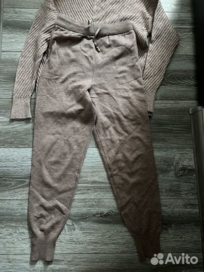 Костюм трикотажный женский