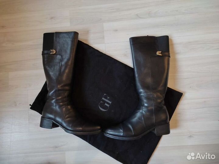 Сапоги женские