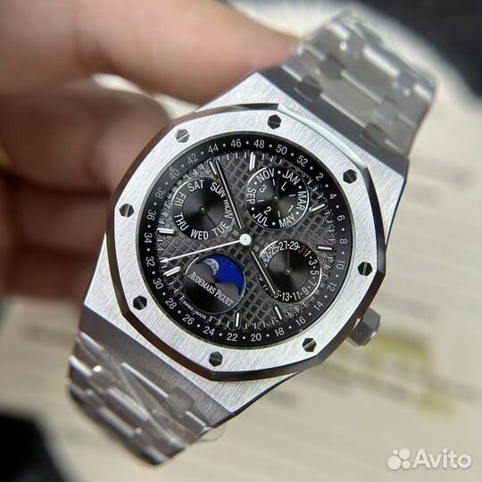 Часы Audemars Piguet Royal Oak Calendar 26574ST