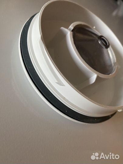 Крышка от чаши комбайна Bosch mum54240/01