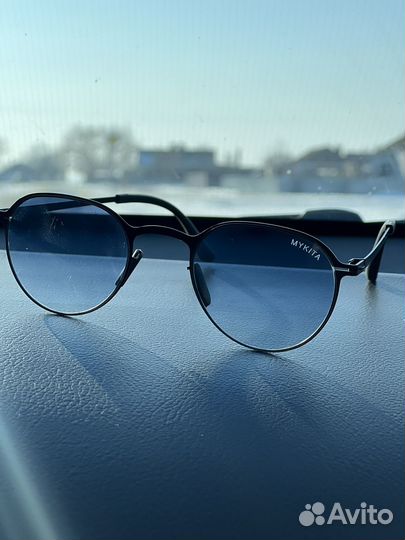 Солнцезащитные очки