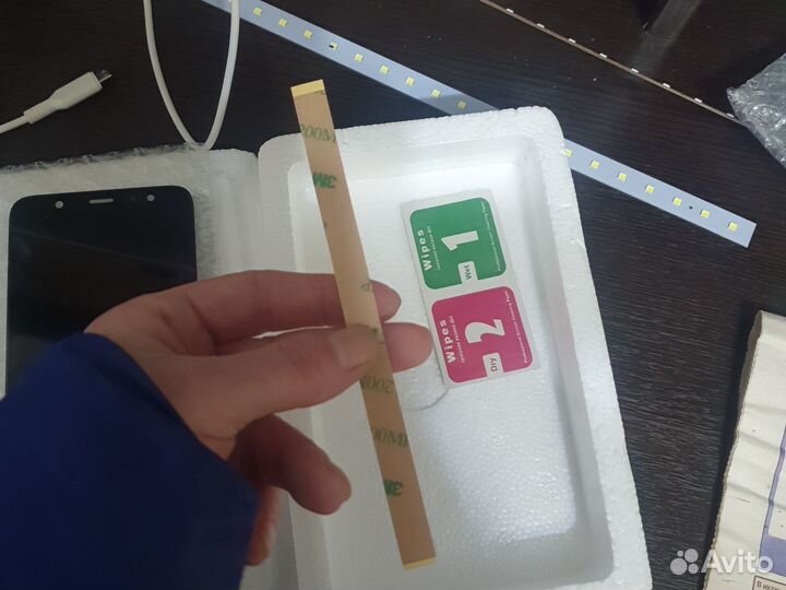 Samsung Galaxy A6, 4/64 ГБ