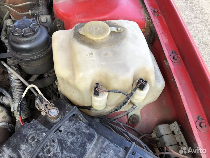 Бачок омывателя Opel Omega A