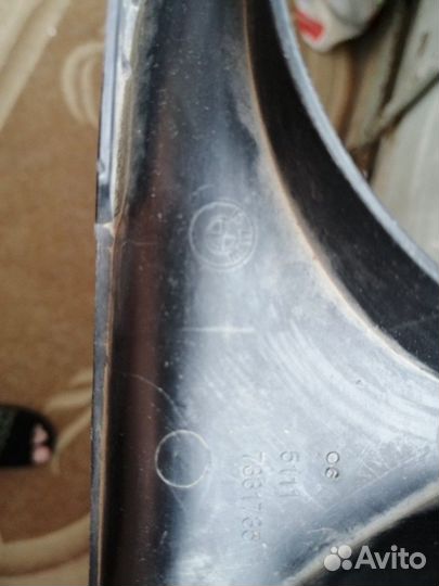 На бампер BMW