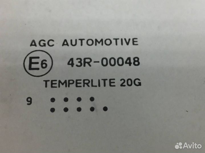 Стекло двери передней правой Hyundai Solaris 2010