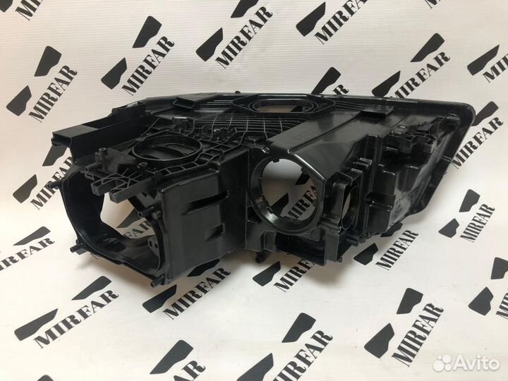 Правый корпус фары Audi A8 D4 4H 2013-2017 Matrix