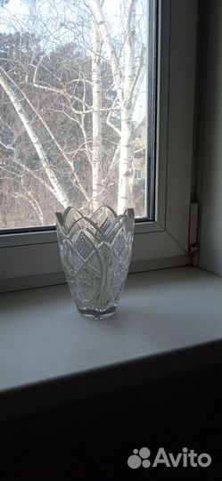 Хрустальная ваза
