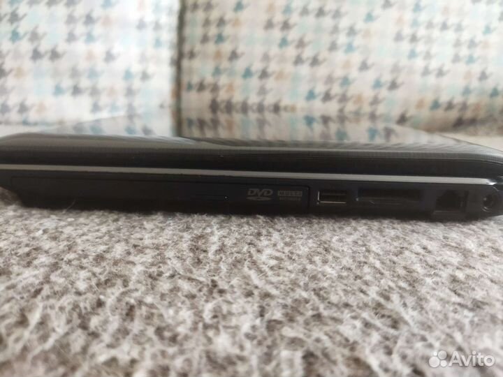 Asus A52J Intel core i3; 3 gb