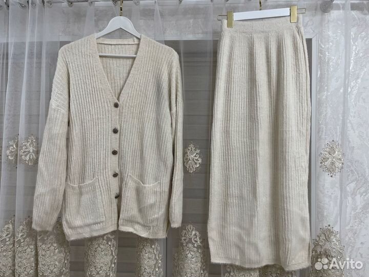 Костюм женский