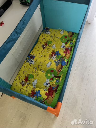 Манеж кровать с матрасом