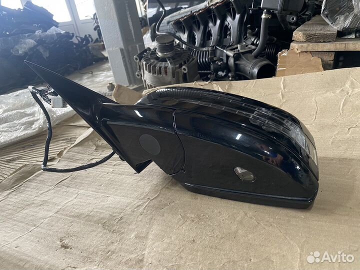 Левое боковое зеркало Mercedes Benz W221 черное