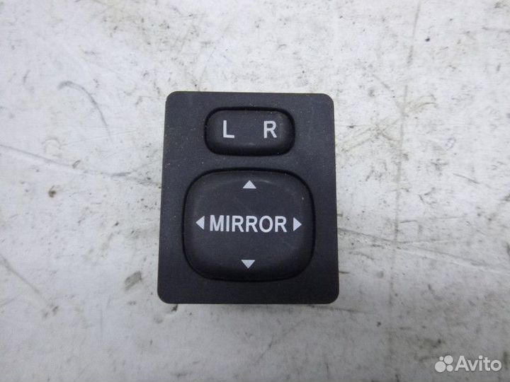 Кнопка регулировки зеркала toyota corolla E15 2006