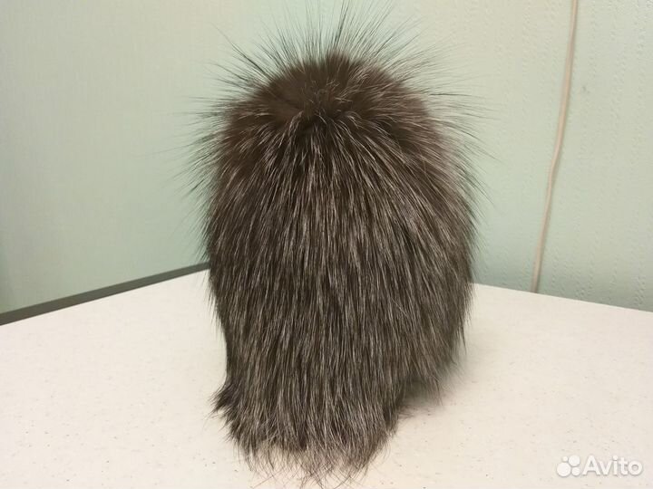 Женская меховая шапка