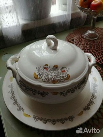 Супница и блюдо зик