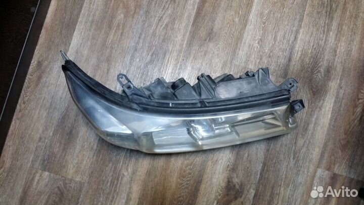 Фара правая Toyota Land Cruiser 200