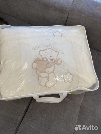 Бортики в кроватку