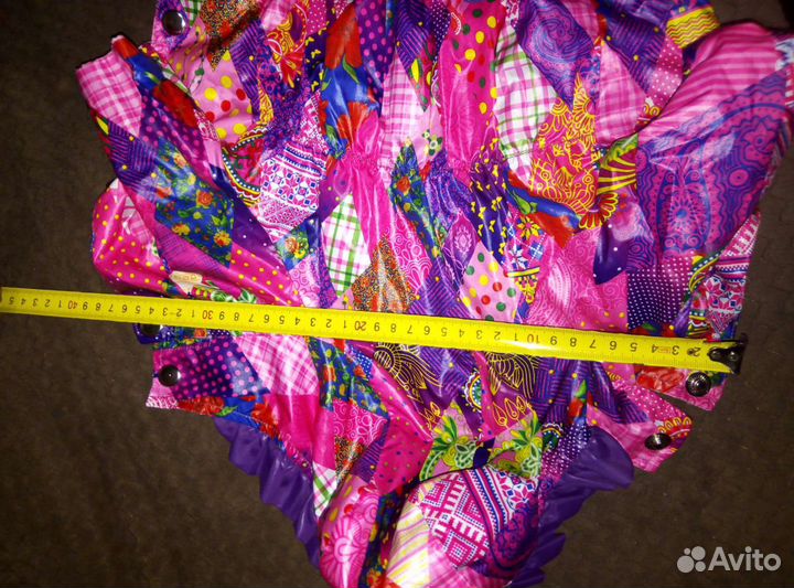 Комбинезон и носки для небольшой собаки