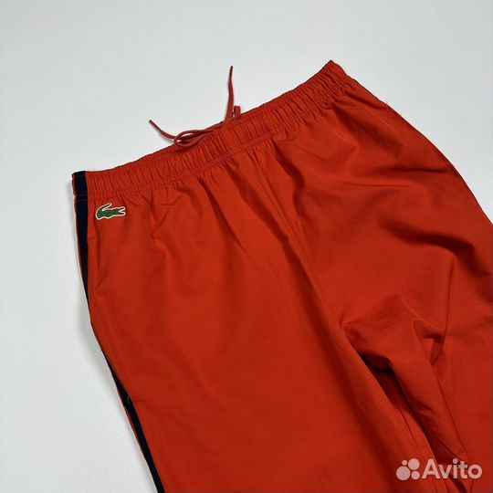 Спортивные штаны Lacoste