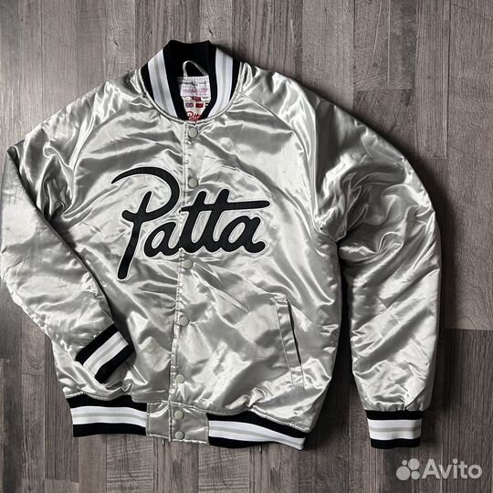 Бомбер куртка Patta x Mitchell Ness original