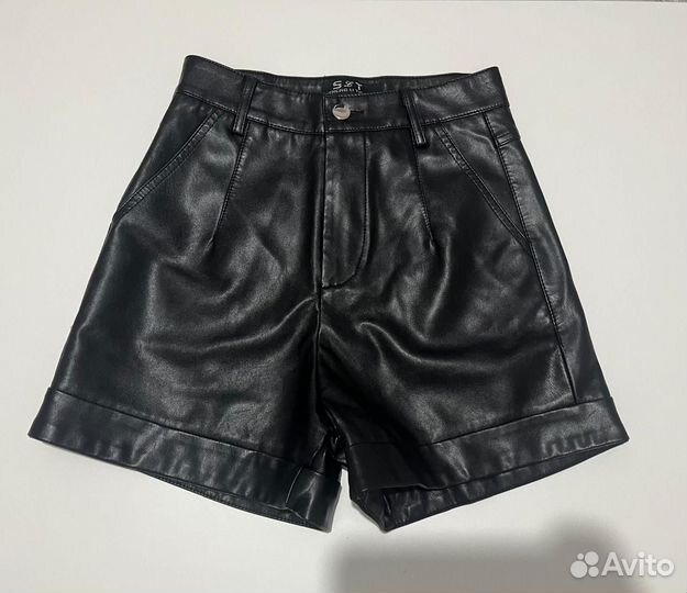 Кожаные шорты