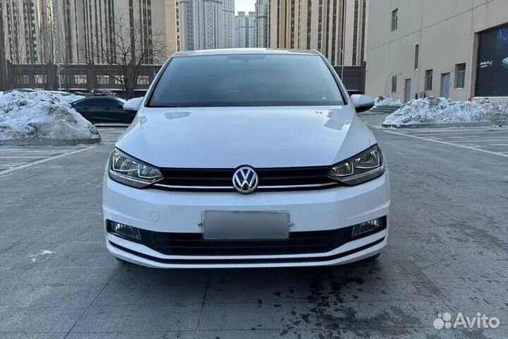 Volkswagen Touran 1.4 AMT, 2021, 22 100 км
