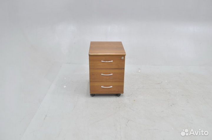 Тумба подкатная