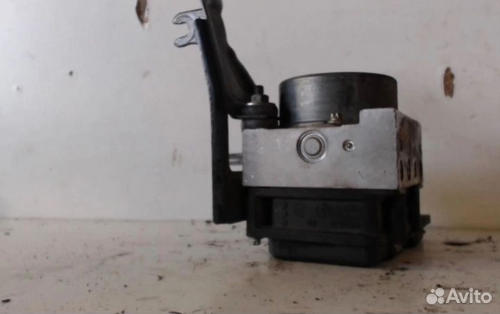 Блок абс, 7701209606 Renault Clio III 2005 - 2012 года