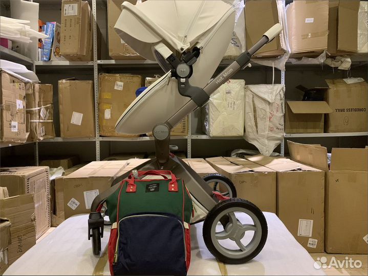 Прогулочная коляска Hot Mom