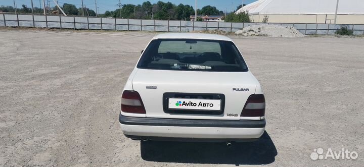 Nissan Pulsar 1.7 AT, 1992, 300 000 км