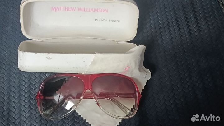 Солнцезащитные очки Linda Farrow