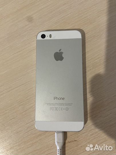 iPhone 5S, 16 ГБ