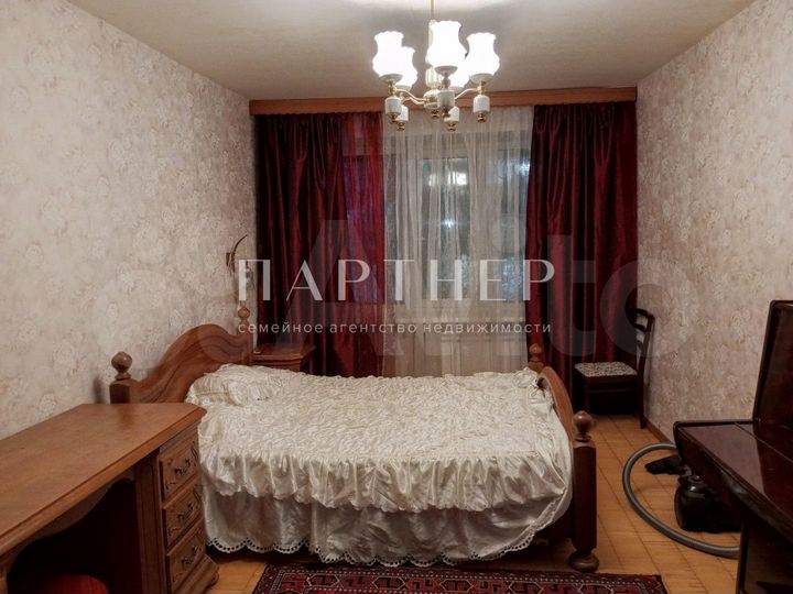 2-к. квартира, 55 м², 1/5 эт.