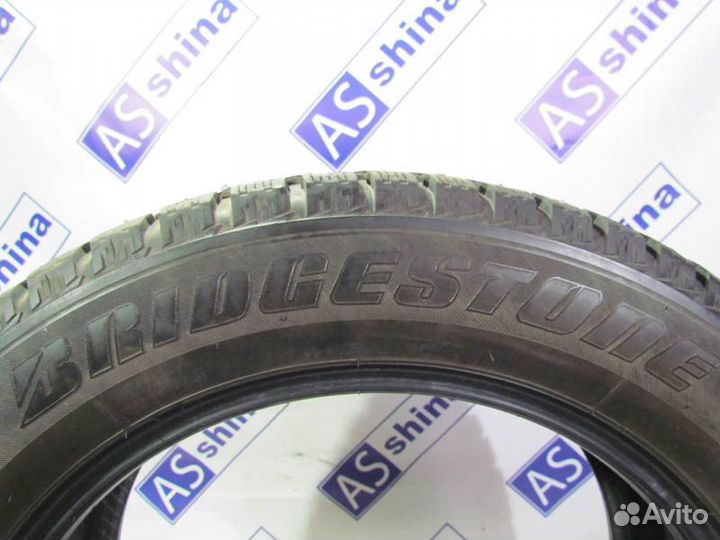 Bridgestone Ice Cruiser 7000 215/60 R17 96R