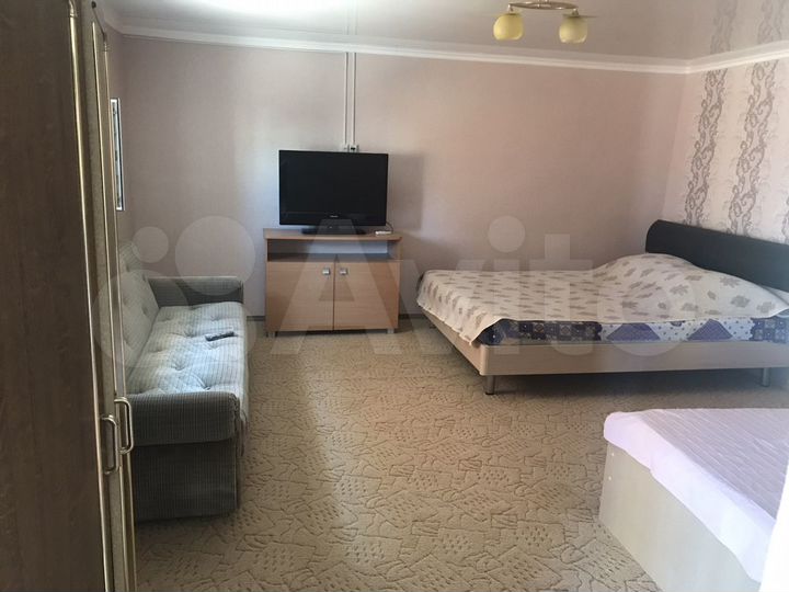 Дом 25 м² на участке 9 сот.