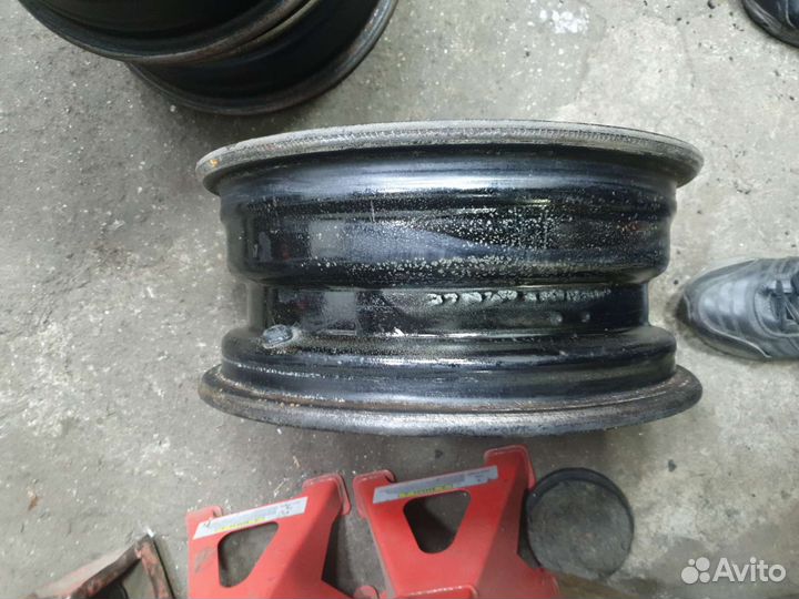 Диски железные мерседес 123 оригинальные