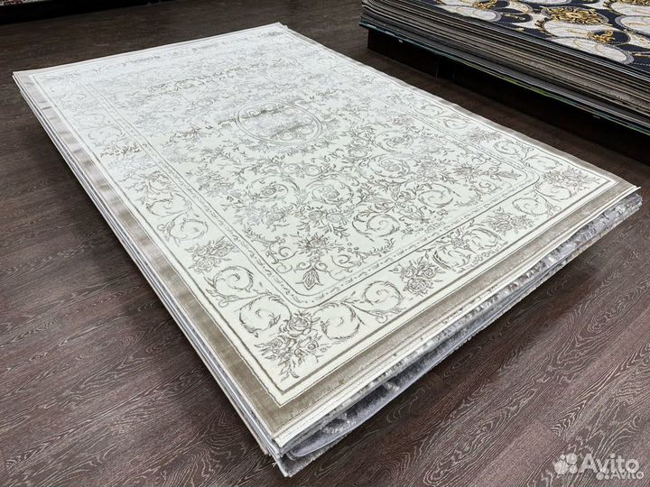 Ковер новый, классический 2х3