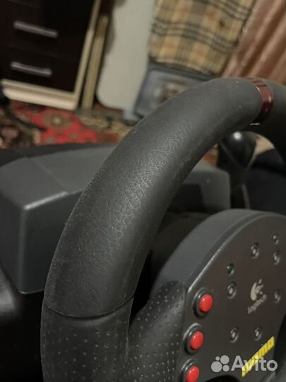 Руль logitech momo racing