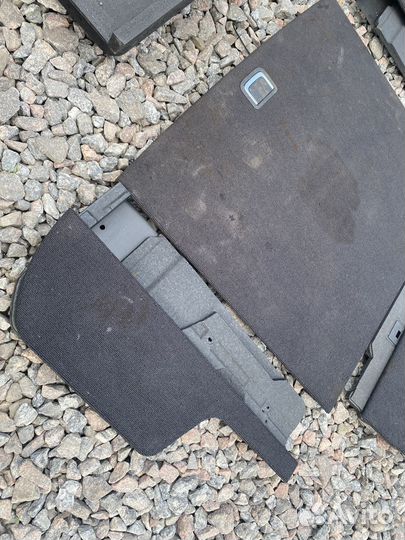 Обшивки пола багажник Subaru Legacy Outback B13 BP