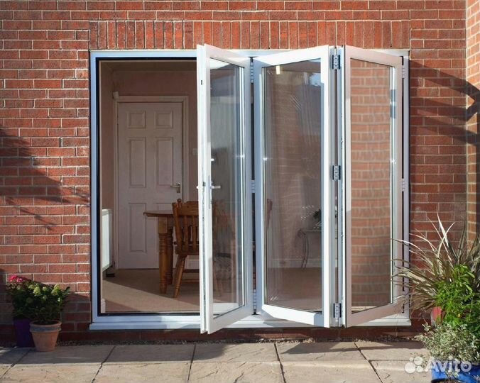 Пластиковые двери