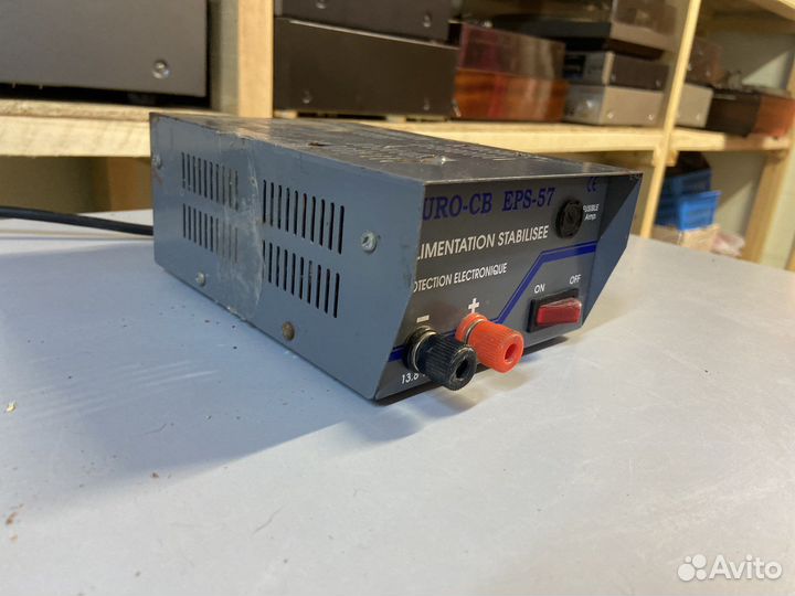 Стабилизатор напряжения