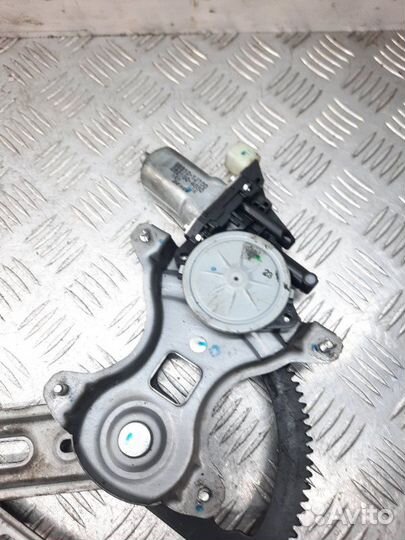 Стеклоподъемник электрический передний левый