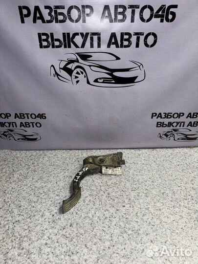 Педаль газа Ford Focus 3 седан 1.6 iqdb 2013