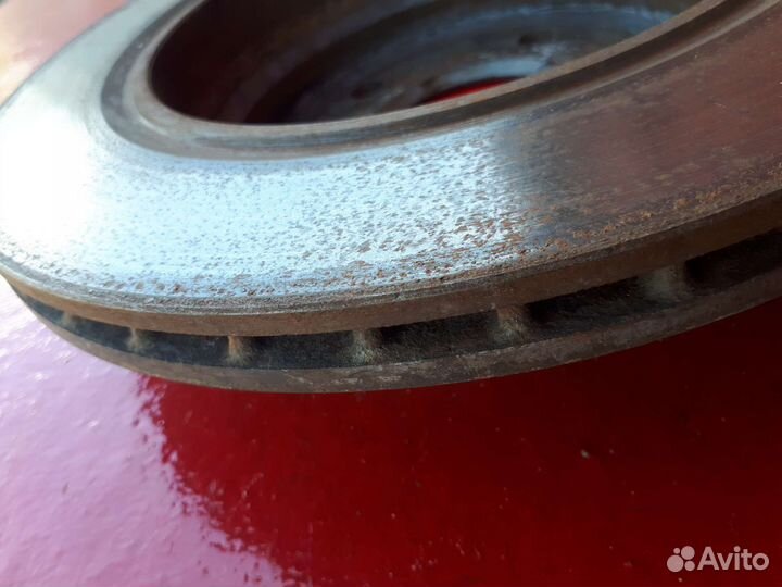 Бмв 528 530 Е39 диски тормозные Задние Вентиляторы